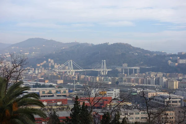 Cenova 'da Ponte Morandi Köprüsü Harabeleri