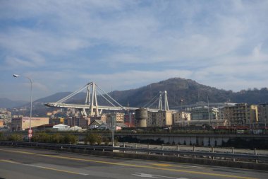 Cenova 'da Ponte Morandi Köprüsü Harabeleri