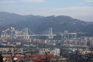Cenova 'da Ponte Morandi Köprüsü Harabeleri