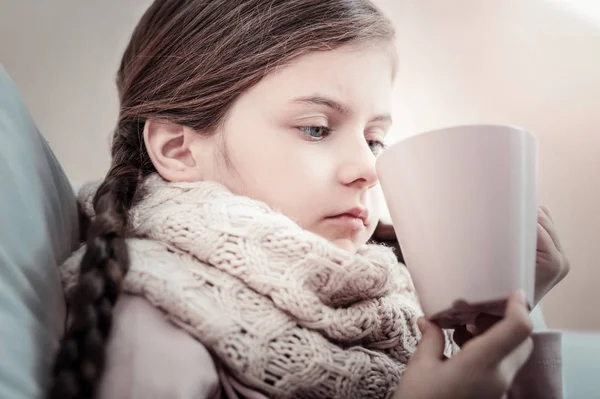 Naštvaná kid chybí její spolužáky — Stock fotografie