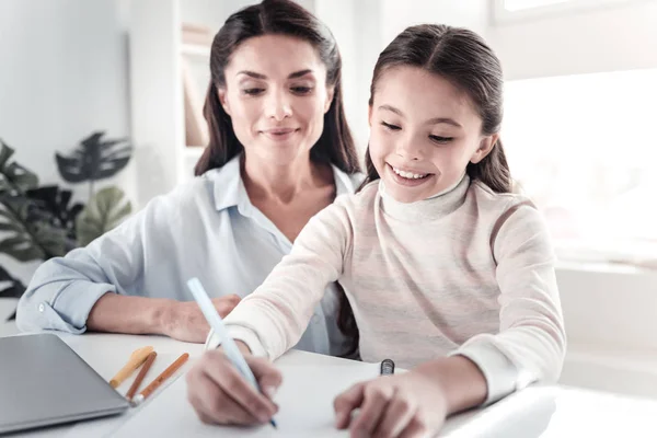 Encantador pequeño dibujo femenino — Foto de Stock