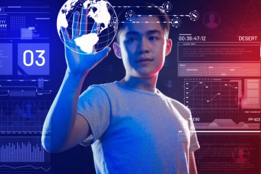 Gerçekçi bir dünya hologram tutarak ve bakmak genç programcı