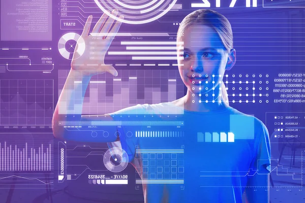 Fütüristik bir aygıt dokunmadan süre baktılar duygu zeki genç kız