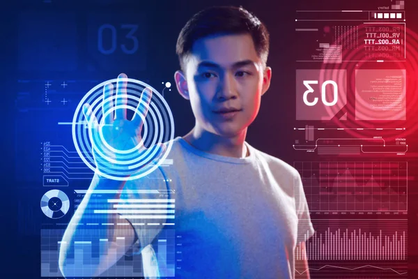 Bir güvenlik sistemiyle çalışırken dikkatli programcı