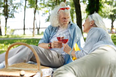 Bir kutlama olması hoş güzel çift