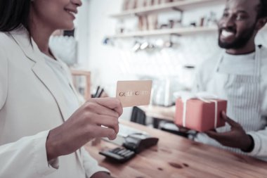 Seçici odak bir kredi kartı