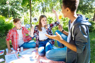 Başlangıç planlama düşünme şapka kullanarak üç yaratıcı kişilikleri