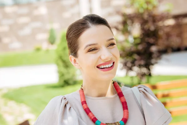 Portrait of a cheerful attractive woman — Stock Photo, Image