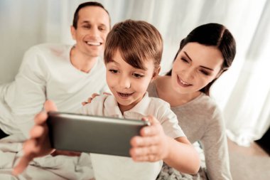 Pozitif yakışıklı çekici fotoğraflar