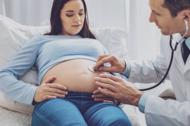 Endişeli gebelik istişare olmak