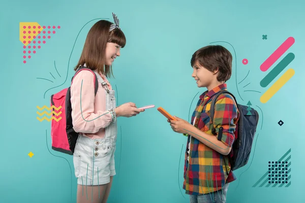 Cheerful girl feeling happy while meeting her new friend — Stock Photo, Image