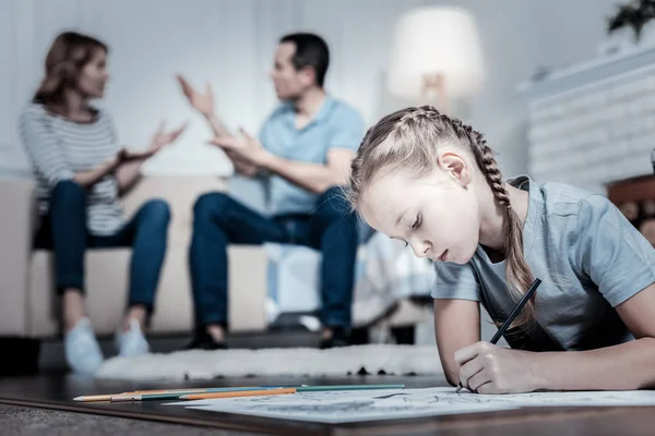 Stressed child drawing a picture — Stock Photo, Image