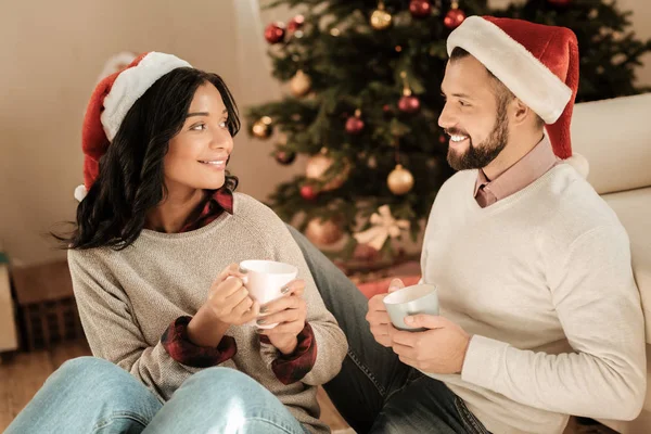 Joyful young couple having tea — Stock Photo, Image