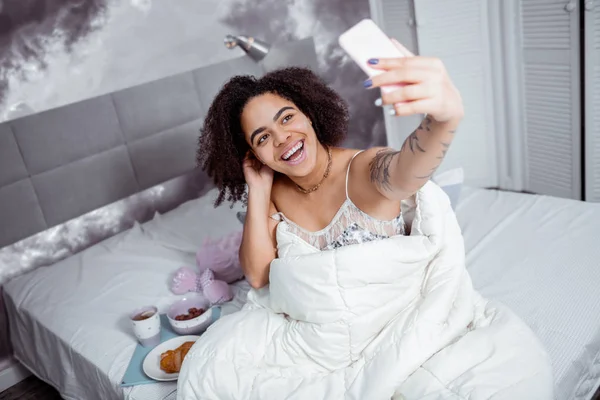 French Breakfast Nearby Beaming Curly Girl Photographing Her Breakfast Bed — Stock Photo, Image