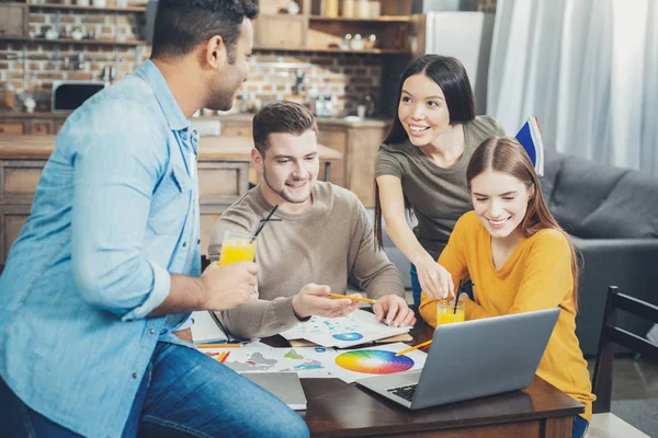 Vigorous four students preparing breakthrough — Stock Photo, Image