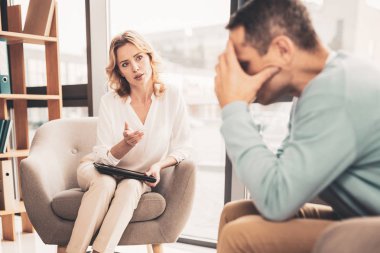 Yararlı terapist soran soru çalışmaları sırasında gerekli.