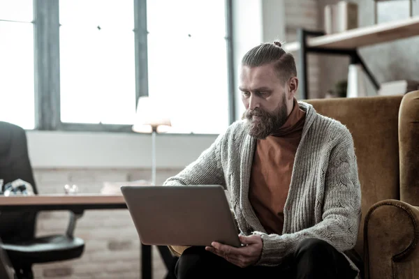 Diz üstü istemciye dinleme bazı notlar yapma danışman