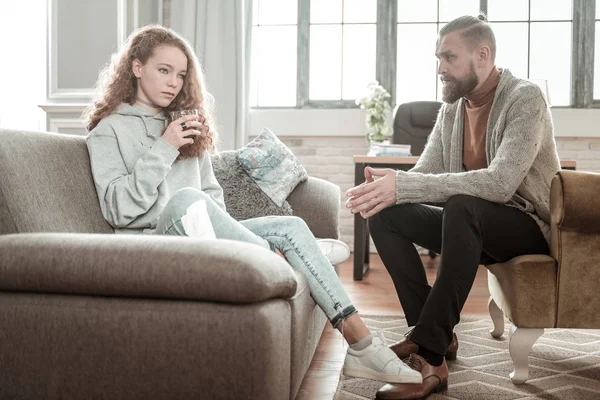 Bazı içmek öğrenci danışmanıyla paylaşım sorunları su