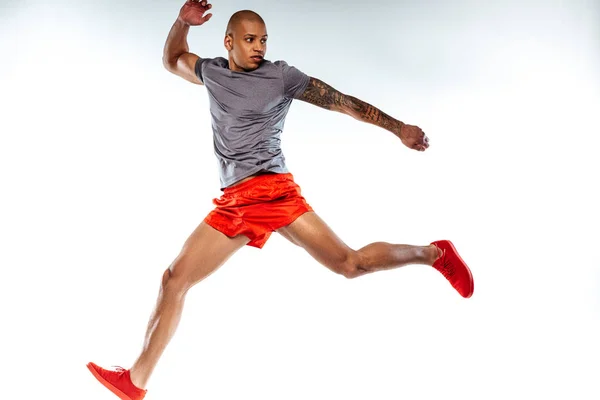 Spor takım elbise duygusal adam koşuyor — Stok fotoğraf