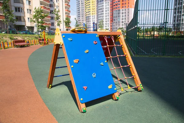 Climbing Wall Children Blue Playground Clear Sunny Day Background Residential — Stock Photo, Image