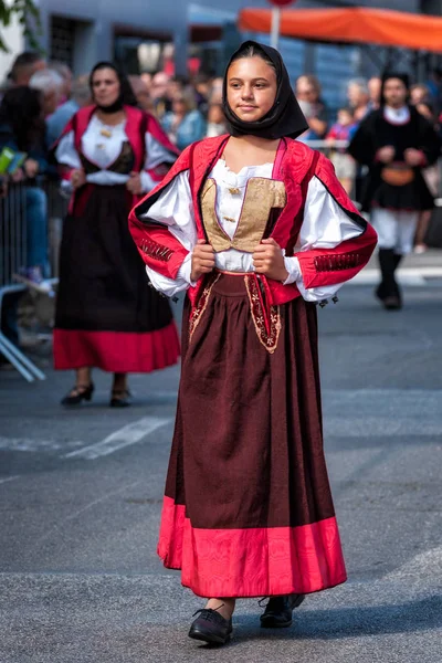 Nuoro Sardinie Itálie Srpna 2018 Přehlídka Tradičních Kostýmů Sardinie Při — Stock fotografie