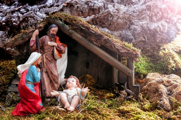 Detail Vánoční Betlém Bouda Ježíška Jesličkách Marie Josefa Paprsek Světla — Stock fotografie