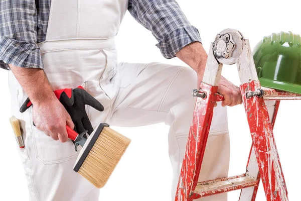 Trabajador Pintor Casa Escalera Con Overoles Trabajo Blanco Mantiene Pincel — Foto de Stock