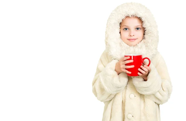 Mooi Klein Meisje Een Witte Warme Bontjas Met Een Rood — Stockfoto