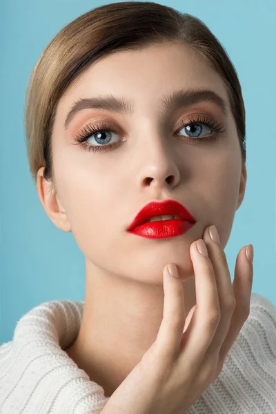 Retrato Hermosa Mujer Joven Con Perfecta Piel Joven Labios Rojos —  Fotos de Stock