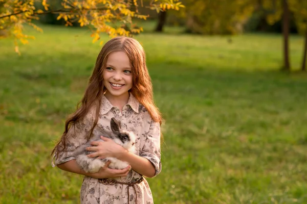 Happy Little Child Girl Cute Rabbit Portrait Kid Pet Outdoors — Stock Photo, Image