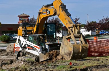 Fargo, Kuzey Dakota, 7 Ağustos 2018: 1925 yılında kurulan Master Cat Ekskavatör Caterpillar Inc., tasarımlar, bir Amerikan şirketi tarafından Dünya'nın bir kepçe olduğunu hareketli geliştirir, mühendisler, üreten, pazarlar ve satan makine ve motorları, 