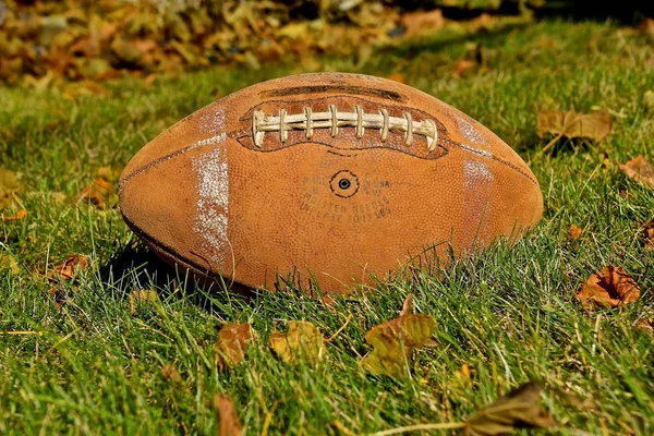 Old Leather Football Bring Back Autumn Memories Era Gridiron — Stock Photo, Image