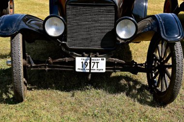 Pekin, Kuzey Dakota, 2 Eylül 2018: Eski bir geri yüklenen 1917 Model T Ford araba yıllık güdük Gölü Haritayı Labor Day Weekend harman Köyü'nde görüntülenir.