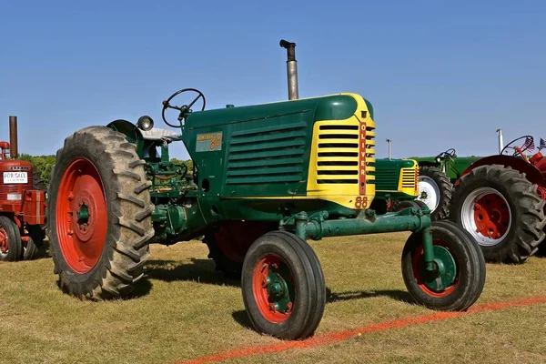 Pekin Nord Dakota Septembre 2018 Vieux Tracteur Oliver Row Crop — Photo