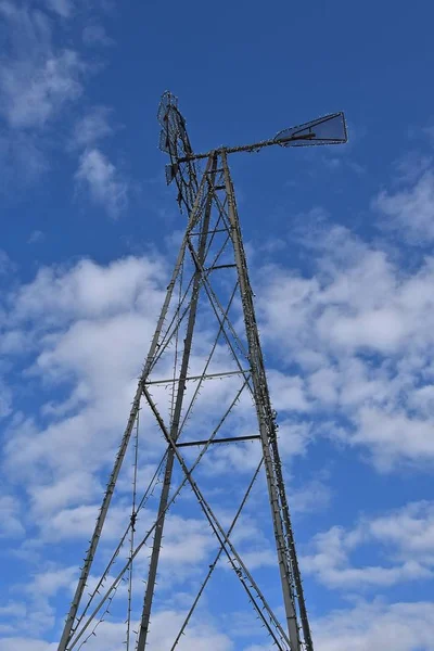 Thr Silhouette Old Wind Vane Mill Displayed Horizon Blue Sky — Stock Photo, Image