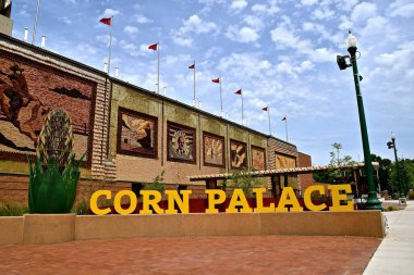 MITCHELL, Güney DAKOTA, 25 Haziran 2020: The Mitchell Corn Palace, Mitchell, Güney Dakota 'da bulunan çok amaçlı bir tesis..