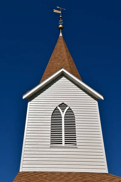 Die Alte Landkirche Wird Mit Neuem Kirchturm Und Kreuz Modernisiert — Stockfoto