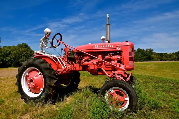 Madison South Dakota August 2020 Masked Skeleton Driving Super Tractor — Stock Photo, Image