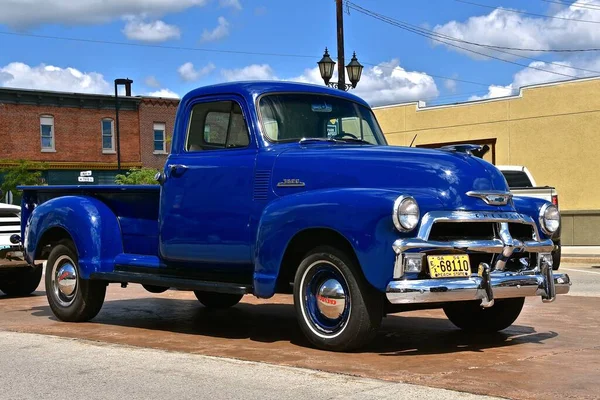 Park Rapids Minnesota Julio 2020 Parrilla Frente Recogida 1954 Chevrolet —  Fotos de Stock