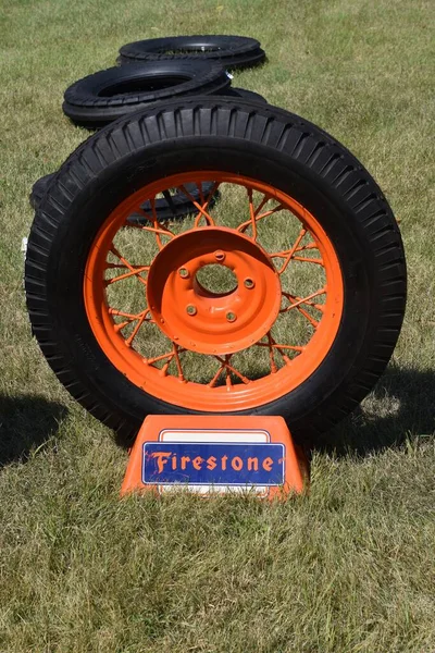 Huron South Dakota Aug 2020 Exibição Gravata Representa Firestone Tire — Fotografia de Stock