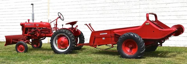 Huron South Dakota Agosto 2020 Trator Farmall Cub Restaurado Espalhador — Fotografia de Stock