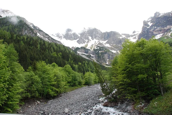 Vue Panoramique Des Pentes Rocheuses Couvertes Neige — Photo