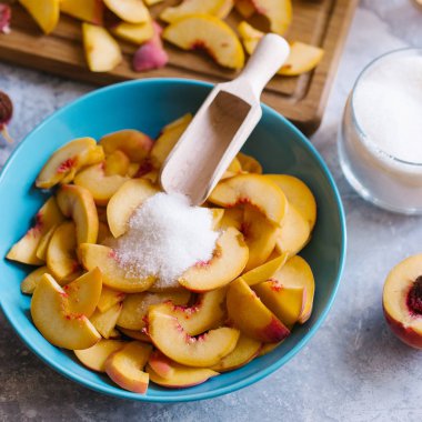 Taze Şeftali meyve desenli taş zemin üzerine