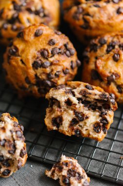 çikolata damla, closeup ile lezzetli ev yapımı kekler 