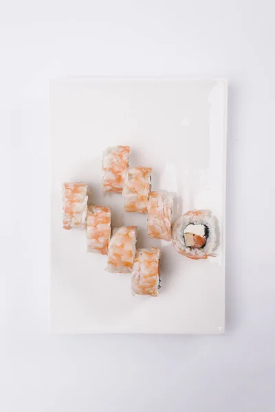 Tradizionale Giapponese Sushi Rolls Sfondo Bianco — Foto Stock