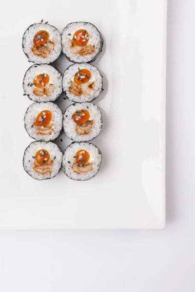 Traditionele Japanse Sushi Rollen Witte Achtergrond — Stockfoto