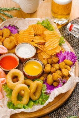 bira için büyük Aperatif yakından görmek 