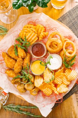 bira için büyük Aperatif yakından görmek 