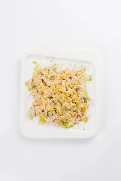 Comida Saborosa Feita Hora Recipiente Branco — Fotografia de Stock
