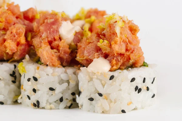 Hagyományos Japán Sushi Tekercs Fehér Háttér — Stock Fotó